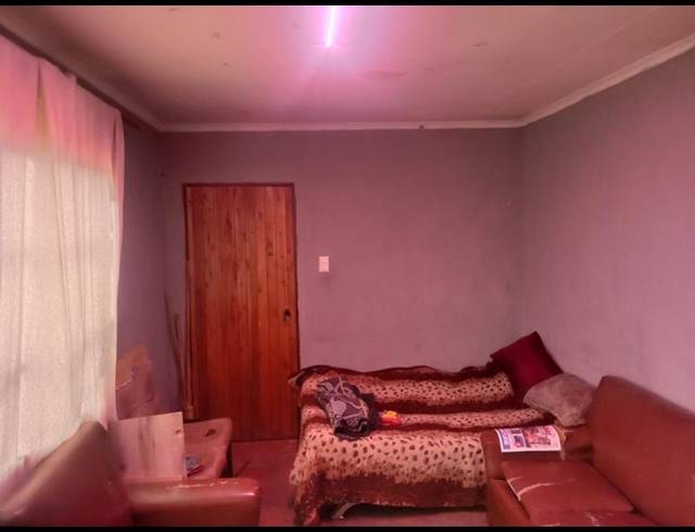 2 BEDROOM HOUSE FOR SALE IN PALM RIDGE